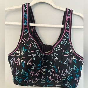 Cacique Sport Bra size 42D